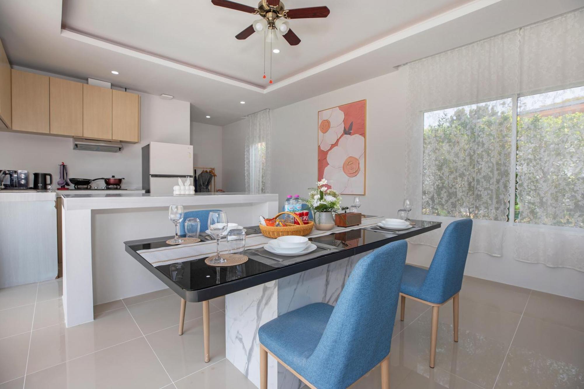 Andaman Sea Best Pool Access And Villas Phuket Exterior photo